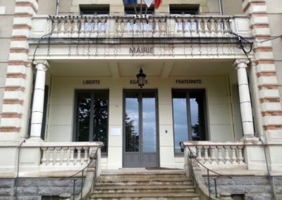 Enseigne Mairie avec lettres découpées pour une Mairie par SES (Grigny - Lyon)