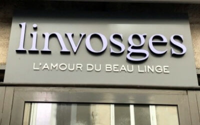 Ensemble d’Enseignes et de Marquages Adhésif de vitrine pour la boutique Linvosges de Saint Etienne (42000)