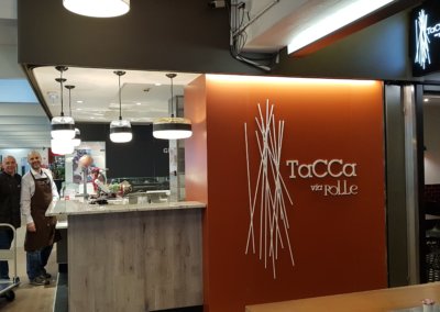 Enseignes à Lyon Lettres découpées, pour Tacca via Rolle Halles Paul Bocuse