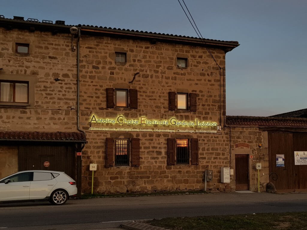 Enseignes lumineuses éclairage led Lyon