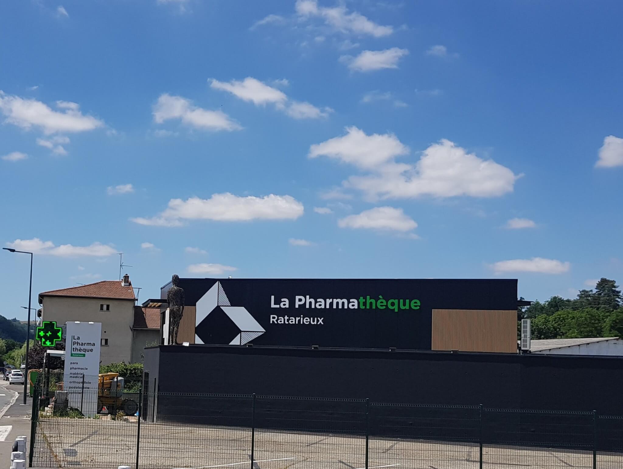 Enseignes de Pharmacie -  Fabrication Lettre Relief- SES Grigny-Rhône