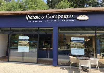 Enseigne bloc led Lyon - Enseigne lumineuse Boulangerie Victor & Compagnie Ecully - SES Grigny