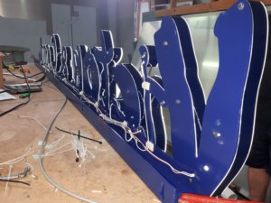 Votre enseigne à Lyon -Lettres boîtier - Enseigne lumineuse bloc led Boulangerie Ecully - SES Grigny