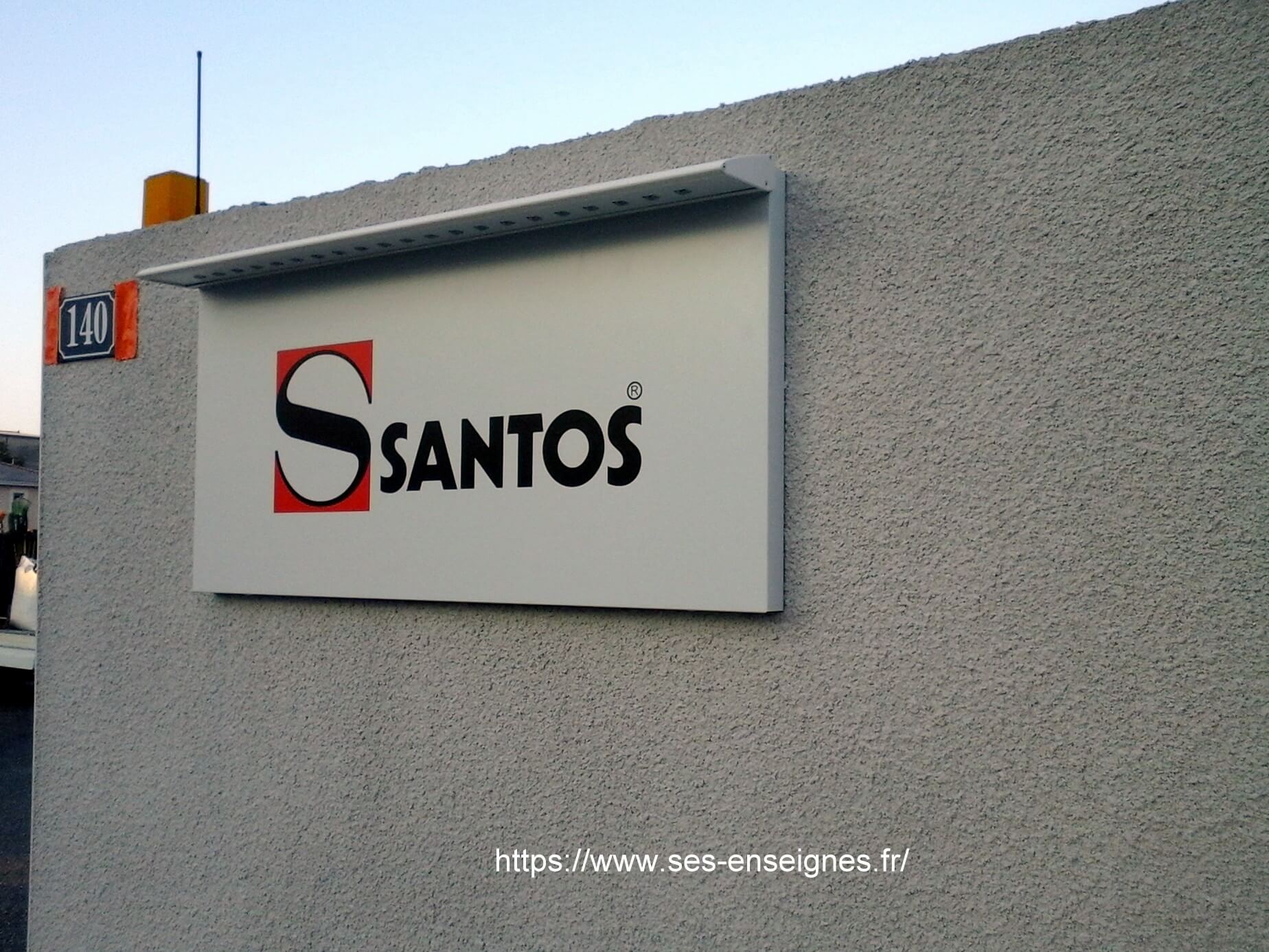 Plaque signalétique lumineuse led- Entrée Santos - SES- Fabrication et installation Enseignes et signalétique Lyon- Grigny -Rhône